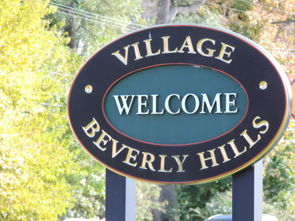 Beverly Hills Michigan welcome sign
