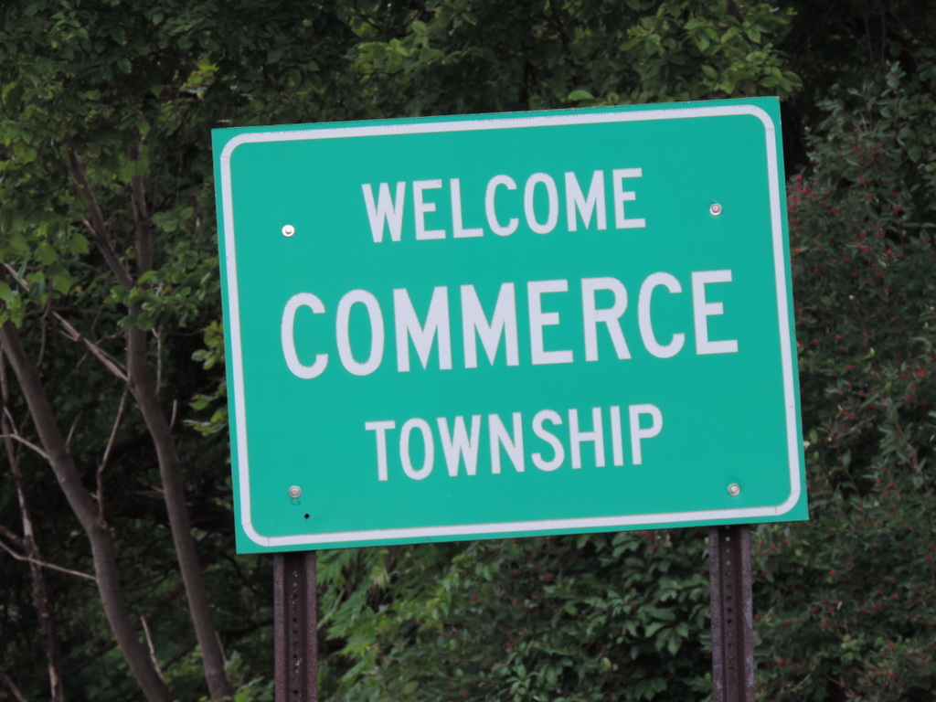 Commerce Township Michigan welcome sign