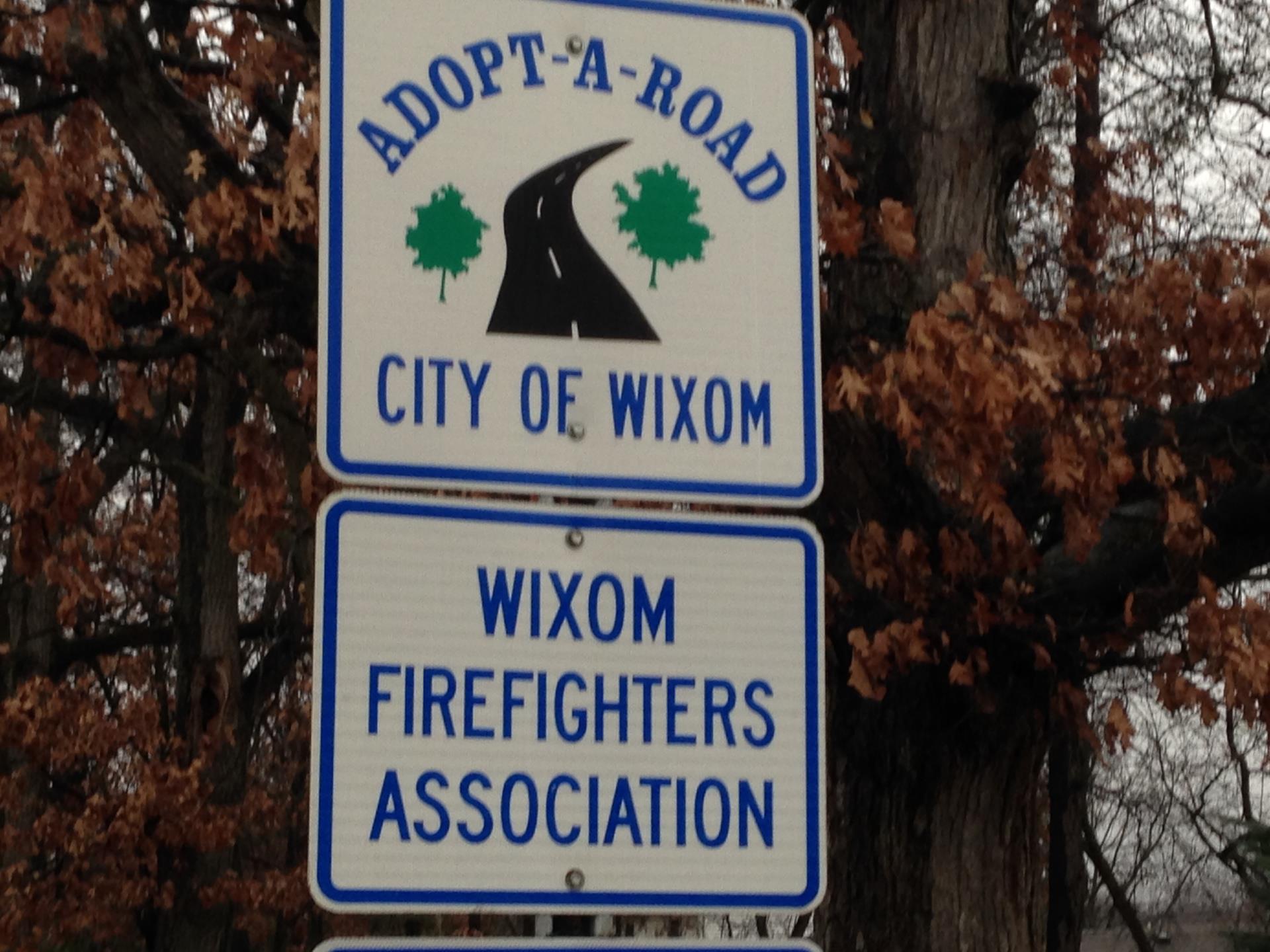 Wixom Michigan welcome sign