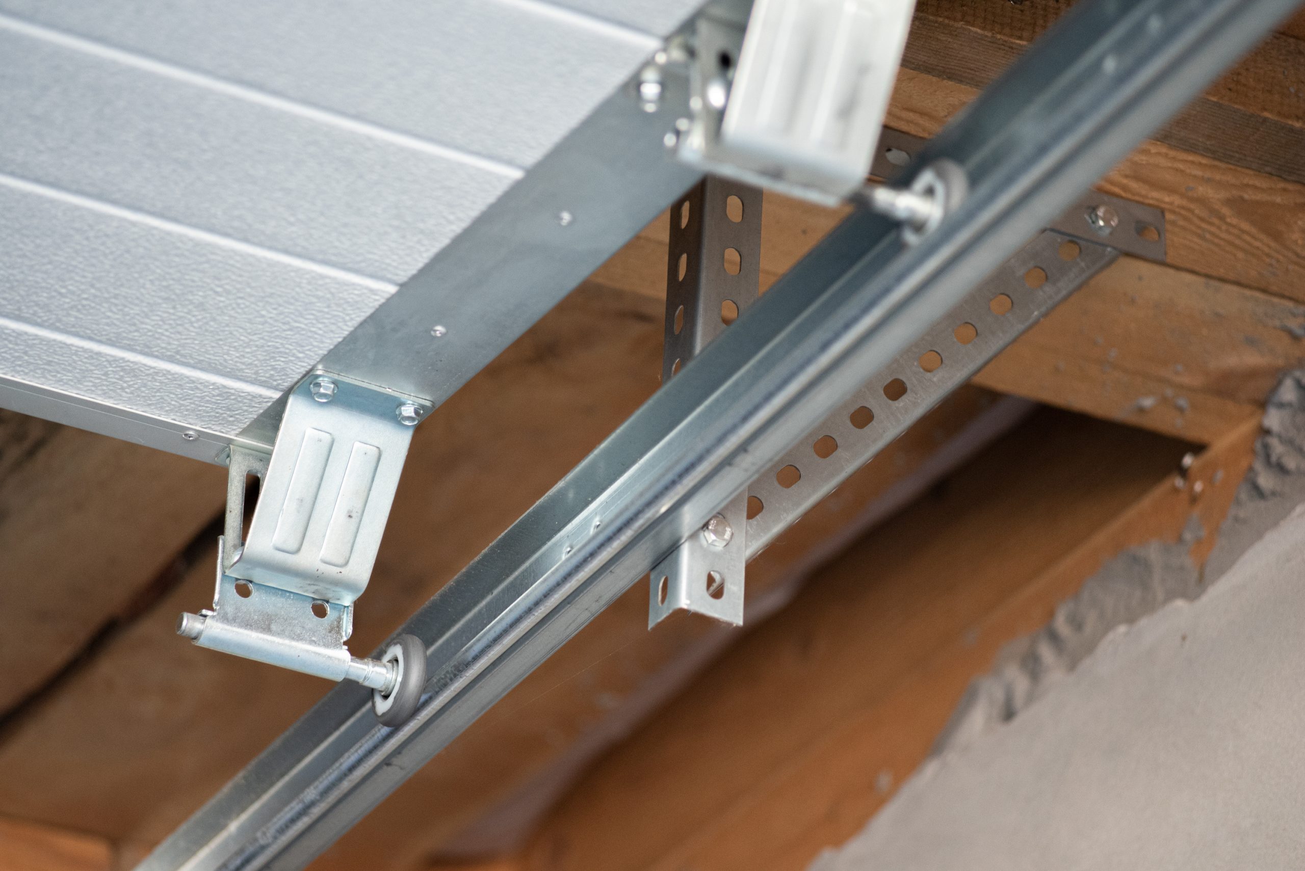 Garage door roller replacement Michigan